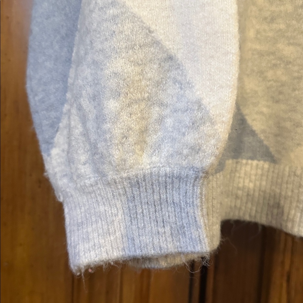 AnnTaylor Cream & Pale Blue Diamond Argyle Knit Scoop Neck Fuzzy Sweater Medium - Picture 5 of 9